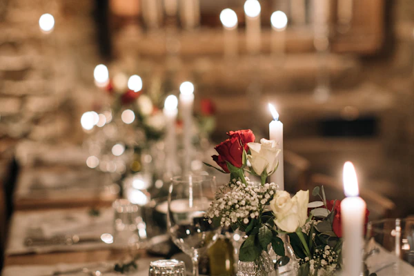 Dekorisani restoran za svadbenu proslavu